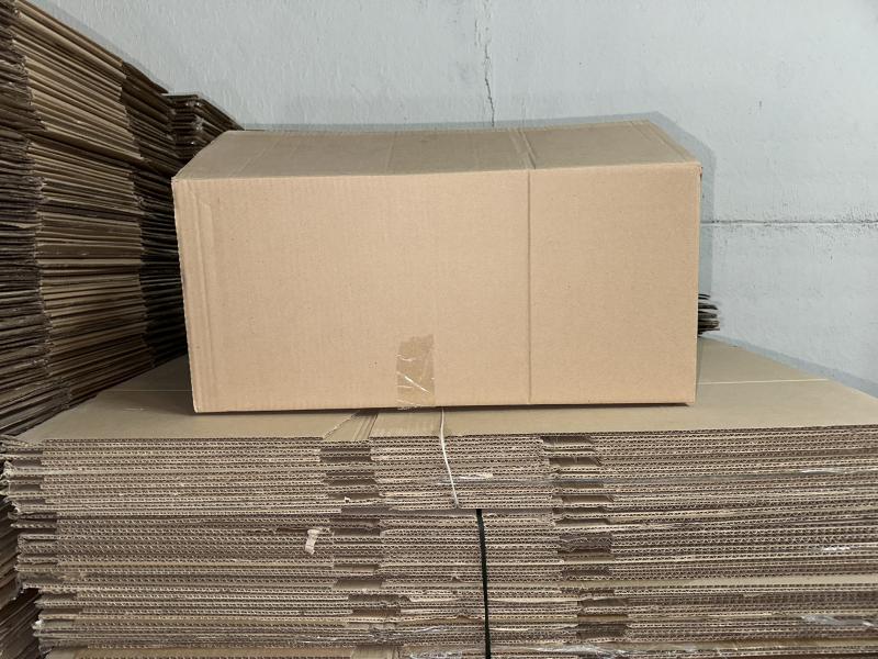 Stock de cajas carton 730 cajas 0,60€/U