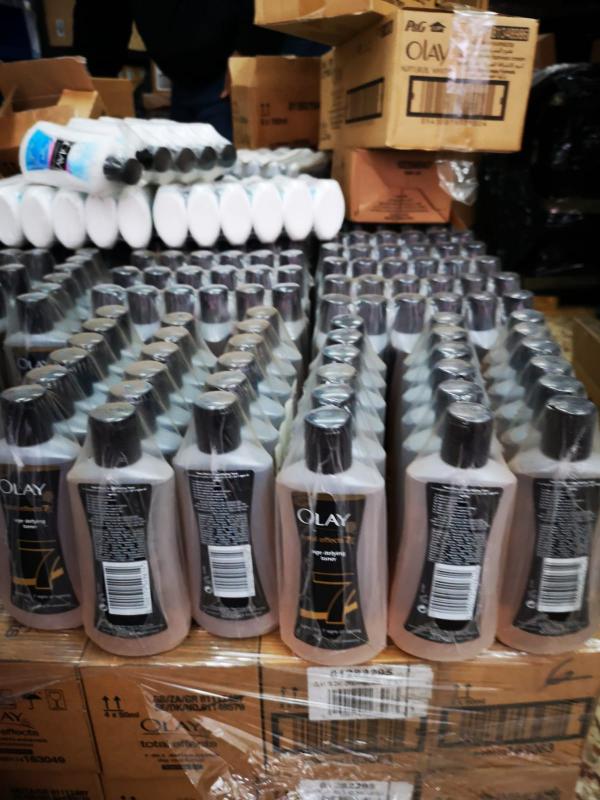 Almacén lotes cosmetica cremas primeras marcas al por mayor Almacén lotes cosmetica cremas primeras marcas al por mayor