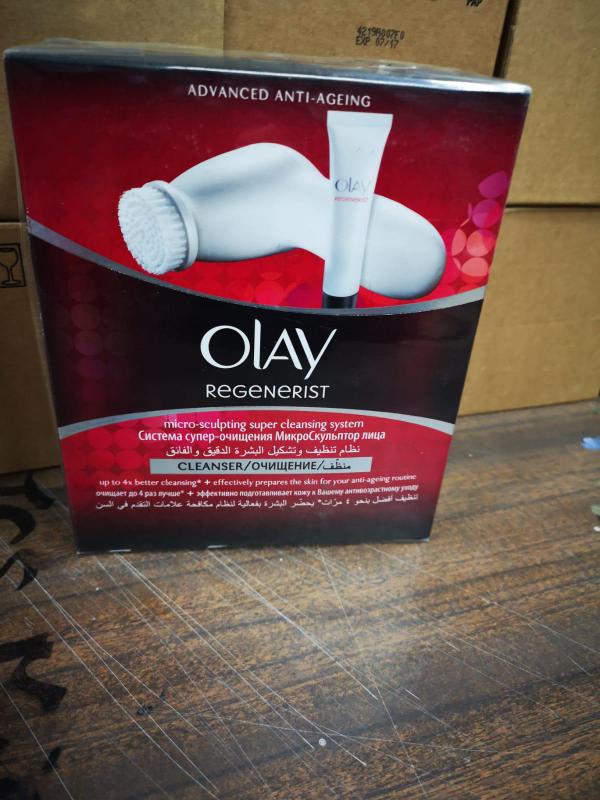 Almacén lotes cosmetica cremas primeras marcas al por mayor Almacén lotes cosmetica cremas primeras marcas al por mayor