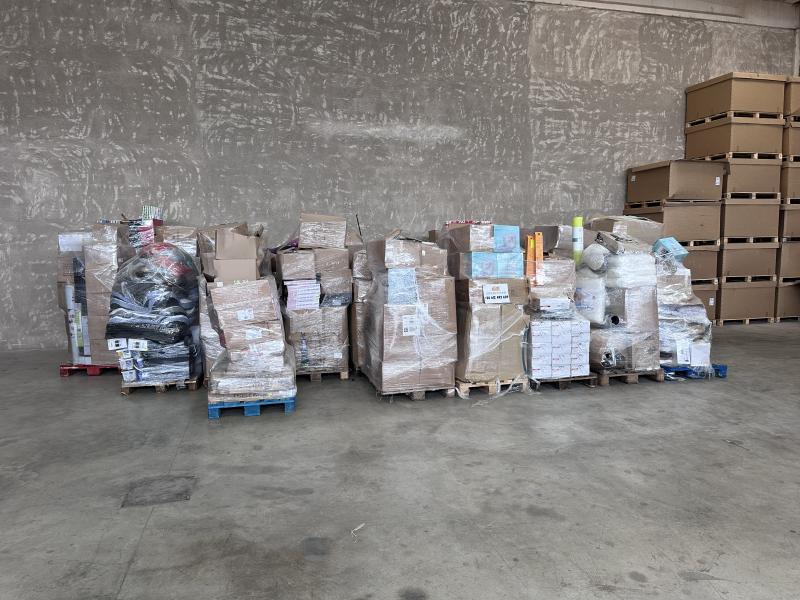 Liquidaciones de stocks de ???? Gran Lote Mixto Producto Nuevo – Venta Completa Solo 7.200 € / 225€ al por mayor