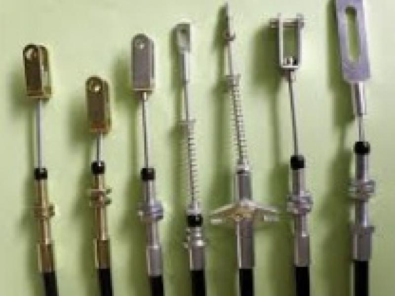 LOTE DE CABLRES DE MANDO PARA AUTOMOVILES, CABLES DE EMBRAGUE, CABLES DE FRENO Y CABLES DE ACELERADOR