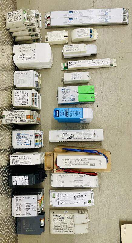 Liquidación material eléctrico 