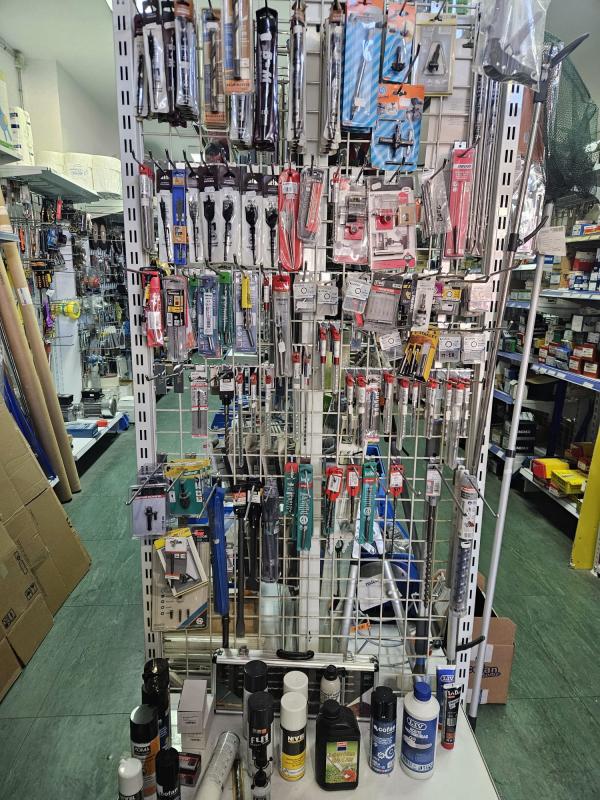 LIQUIDACION DE STOCK DE FERRETERIA AL 50% Y MAS