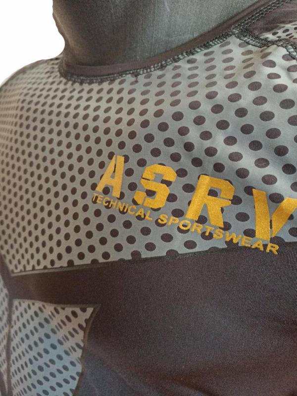 LIQUIDACIÓN LOTE DE 90 CAMISETAS DEPORTIVAS 