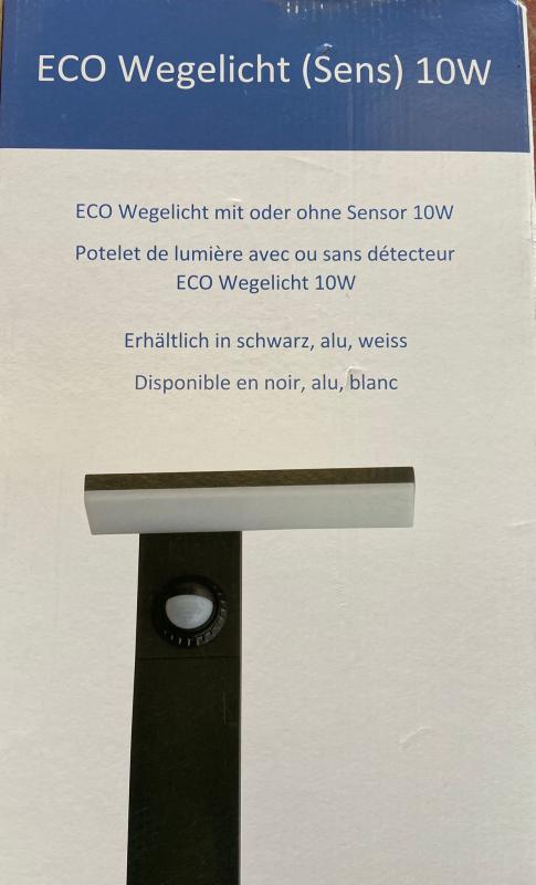 Lote variado de 77300 unidades ropa calzado bazar etc