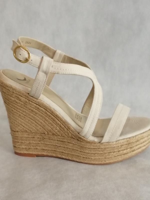 Venta de lote de alpargatas VKINGAS Venta de lote de alpargatas VKINGAS