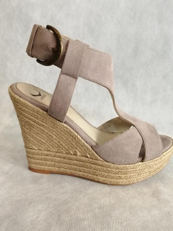 Venta de lote de alpargatas VKINGAS Venta de lote de alpargatas VKINGAS