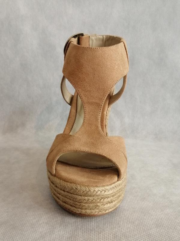 Venta de lote de alpargatas VKINGAS Venta de lote de alpargatas VKINGAS