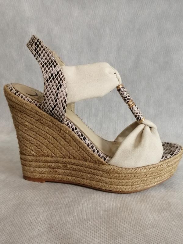 Venta de lote de alpargatas VKINGAS Venta de lote de alpargatas VKINGAS