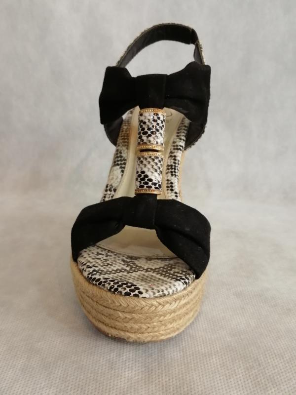 Venta de lote de alpargatas VKINGAS Venta de lote de alpargatas VKINGAS