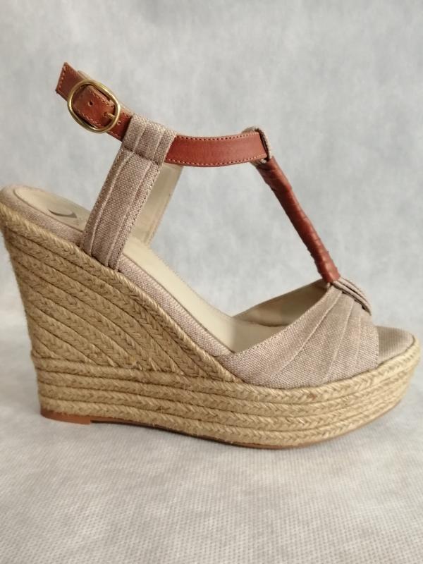 Venta de lote de alpargatas VKINGAS Venta de lote de alpargatas VKINGAS