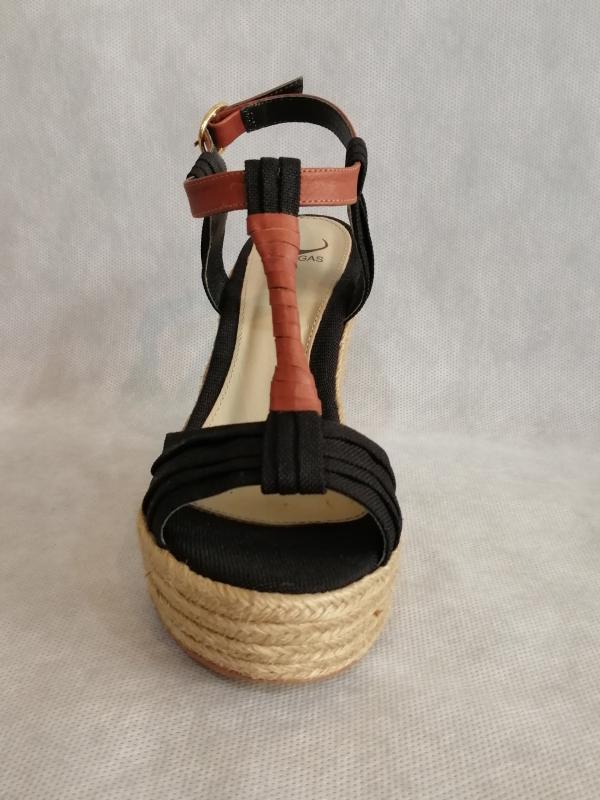 Venta de lote de alpargatas VKINGAS Venta de lote de alpargatas VKINGAS