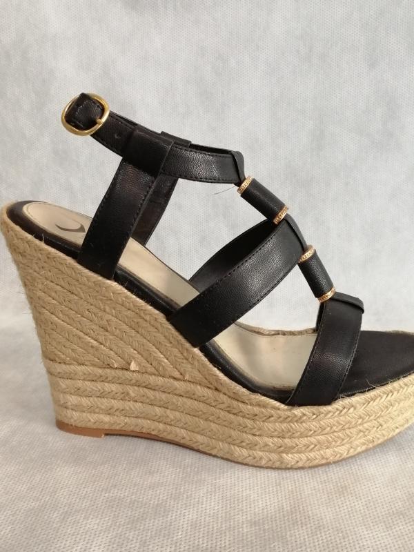 Venta de lote de alpargatas VKINGAS Venta de lote de alpargatas VKINGAS