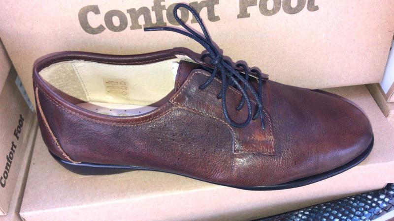 Liquidación de calzado por cierre de negocio. Jubilación Liquidación de calzado por cierre de negocio. Jubilación